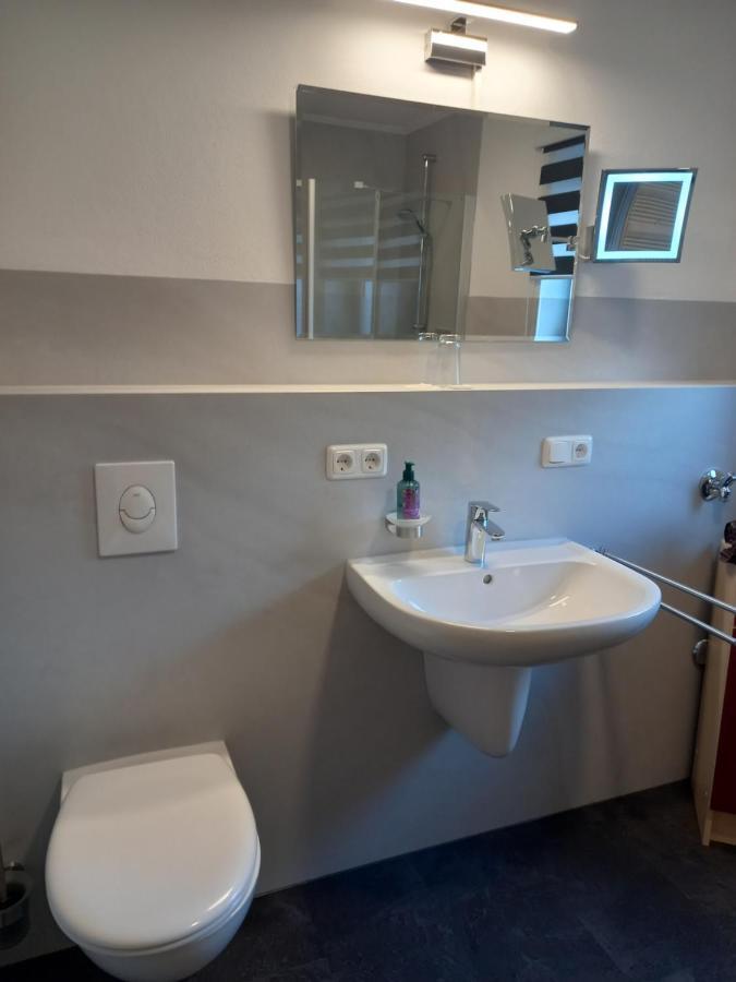 Cafe Und Pension Ringer Vilseck Extérieur photo
